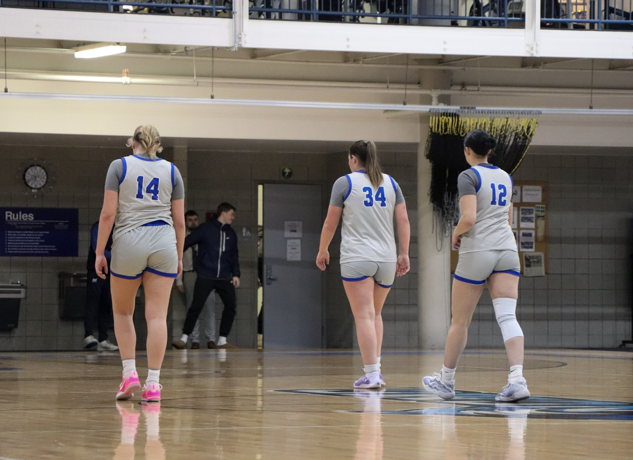 Timberwolves Control From the tip - Handle Alpena CC on the Road